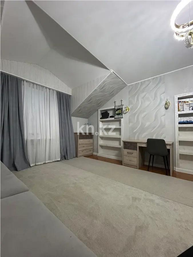 Продажа 5-комнатной квартиры, 240 м², ул. Жанар, дом  37е в Алматы - фото 3