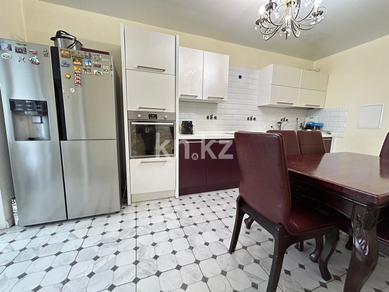 Продажа 5-комнатной квартиры, 202 м², пр. Абая в Астане - фото 14