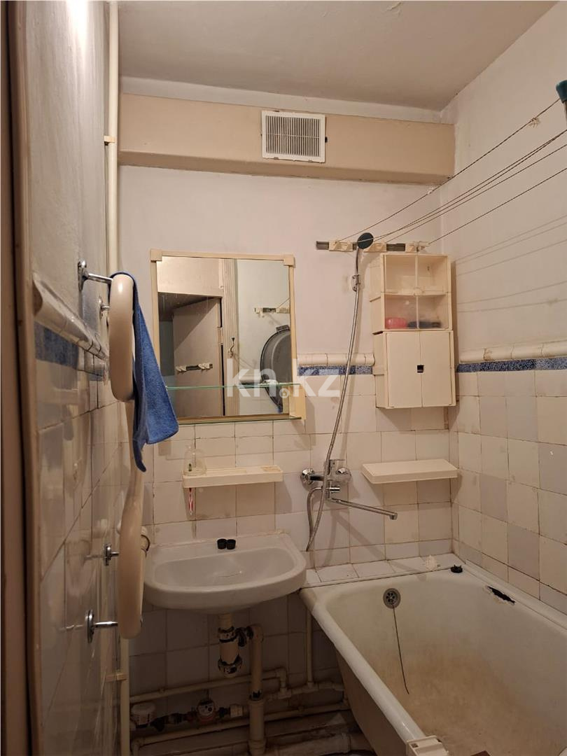 Продажа 2-комнатной квартиры, 47 м², ул. Университетская в Караганде - фото 6