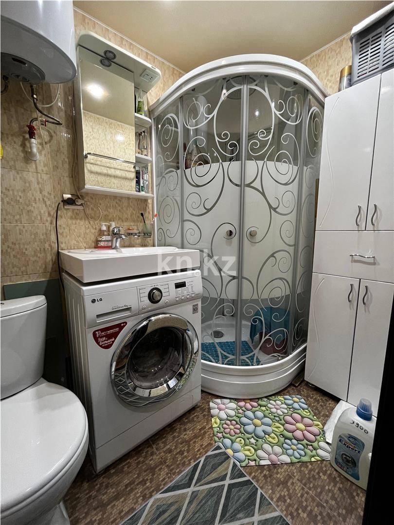 Продажа 3-комнатной квартиры, 61 м², 19-й мкр. в Караганде - фото 11