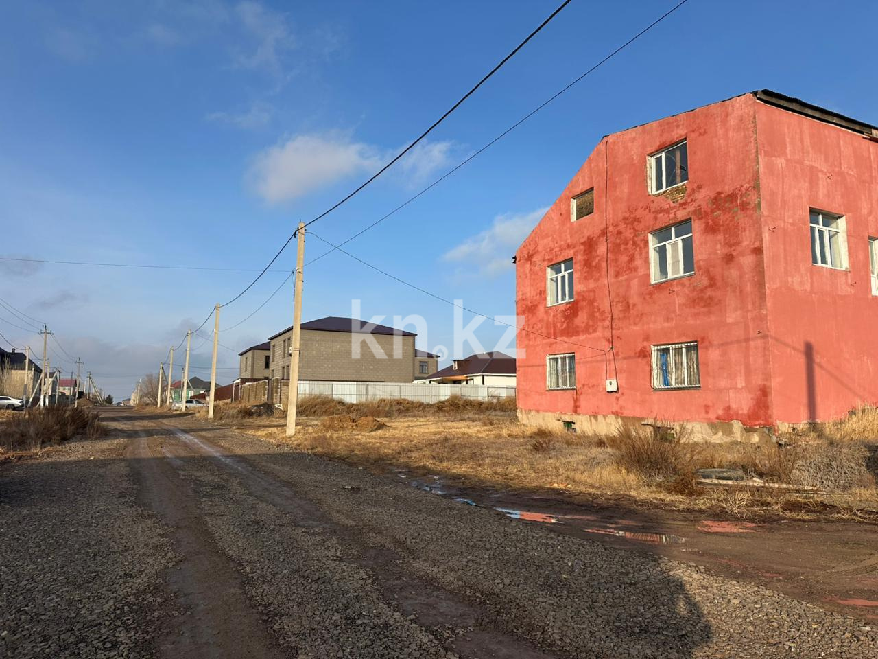 Продажа 8-комнатного дома, 653.4 м² в Караганде