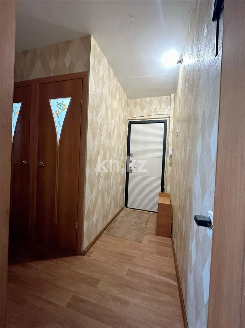 Продажа 2-комнатной квартиры, 45 м², 17 мкр., дом  56 в Караганде - фото 7