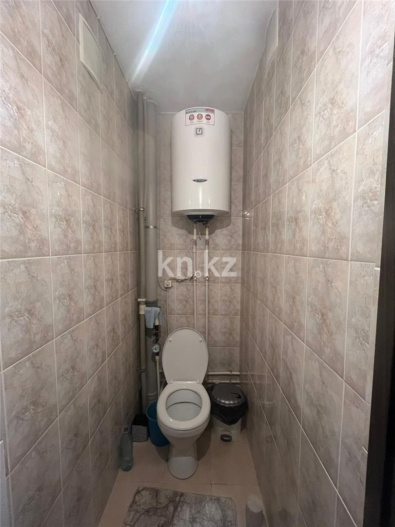 Продажа 1-комнатной квартиры, 44 м², пр. Шахтеров в Караганде - фото 10