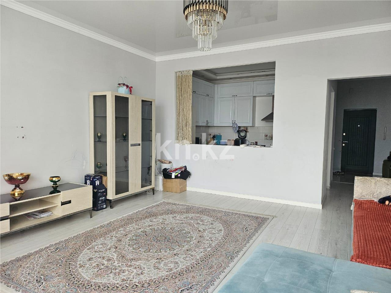 Продажа 2-комнатной квартиры, 80 м², ул. Достык в Астане - фото 2