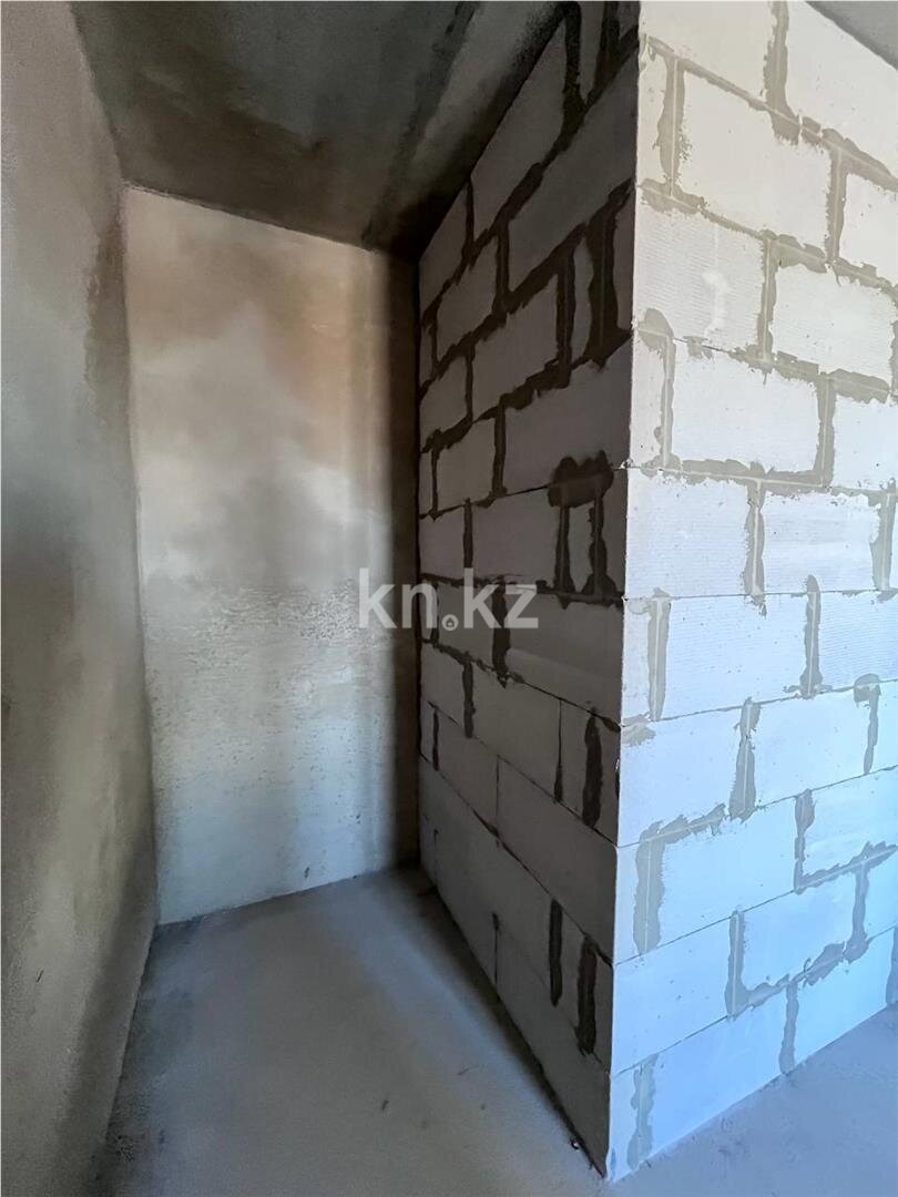 Продажа 3-комнатной квартиры, 76 м² в Караганде - фото 19