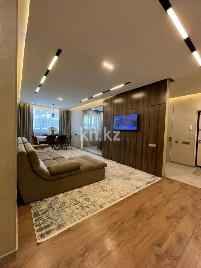 Продажа 3-комнатной квартиры, 83 м², ул. Сатпаева, дом  90/62 в Алматы