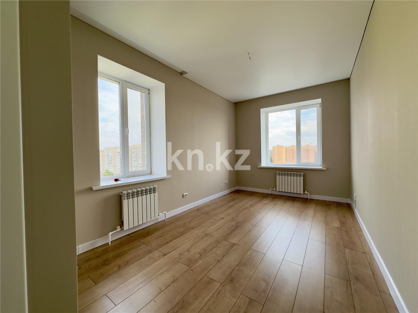 Продажа 3-комнатной квартиры, 97 м², пр. Шахтеров, дом  68 в Караганде - фото 17