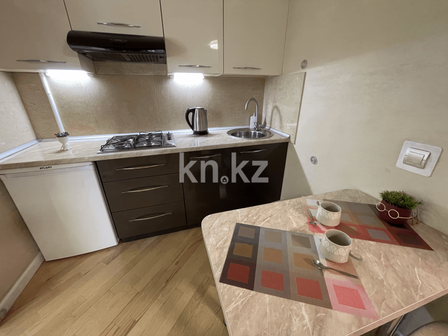 Аренда 1-комнатной квартиры посуточно, 40 м² в Алматы - фото 9