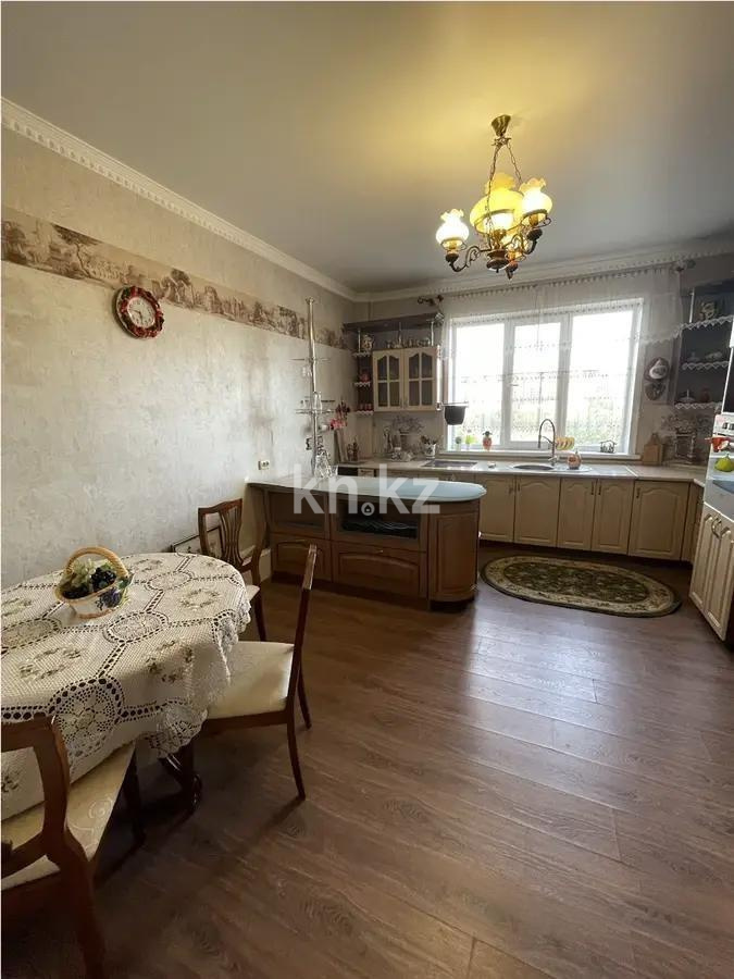 Продажа 2-комнатной квартиры, 100 м², ул. Навои, дом  74 в Алматы - фото 4