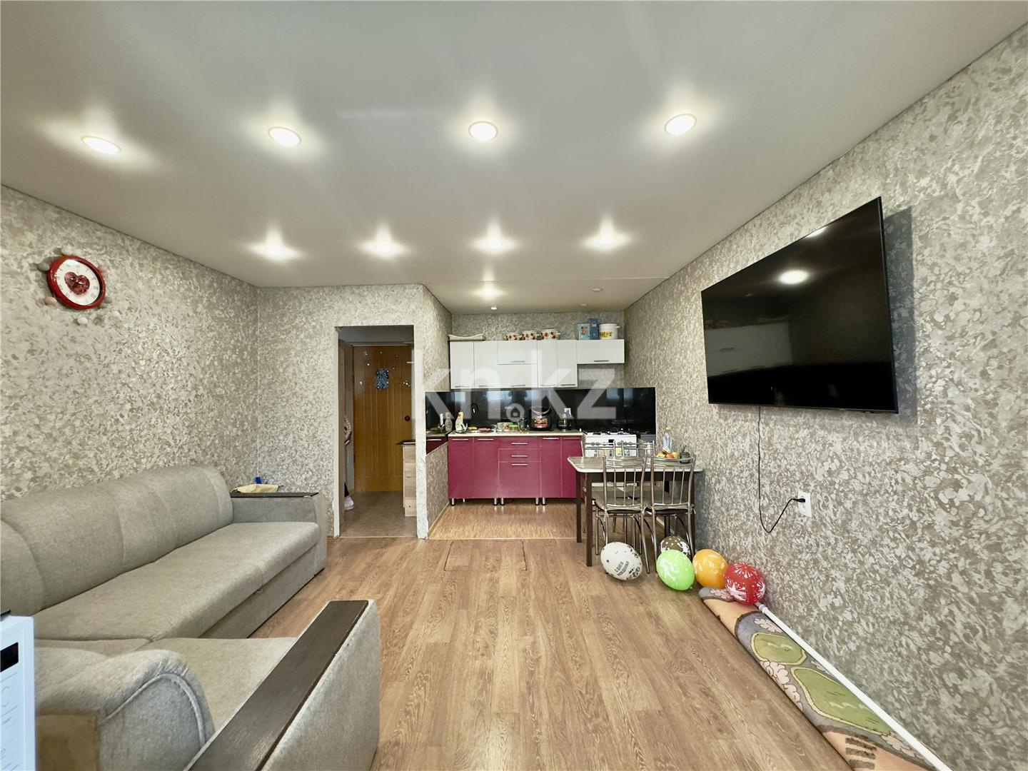 Продажа 3-комнатной квартиры, 45 м², ул. Мирная, дом  10/1 в Караганде - фото 5