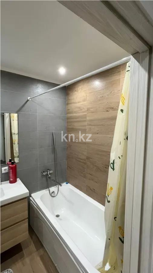 Продажа 3-комнатной квартиры, 43 м², ул. Минина, дом  24 в Алматы - фото 4