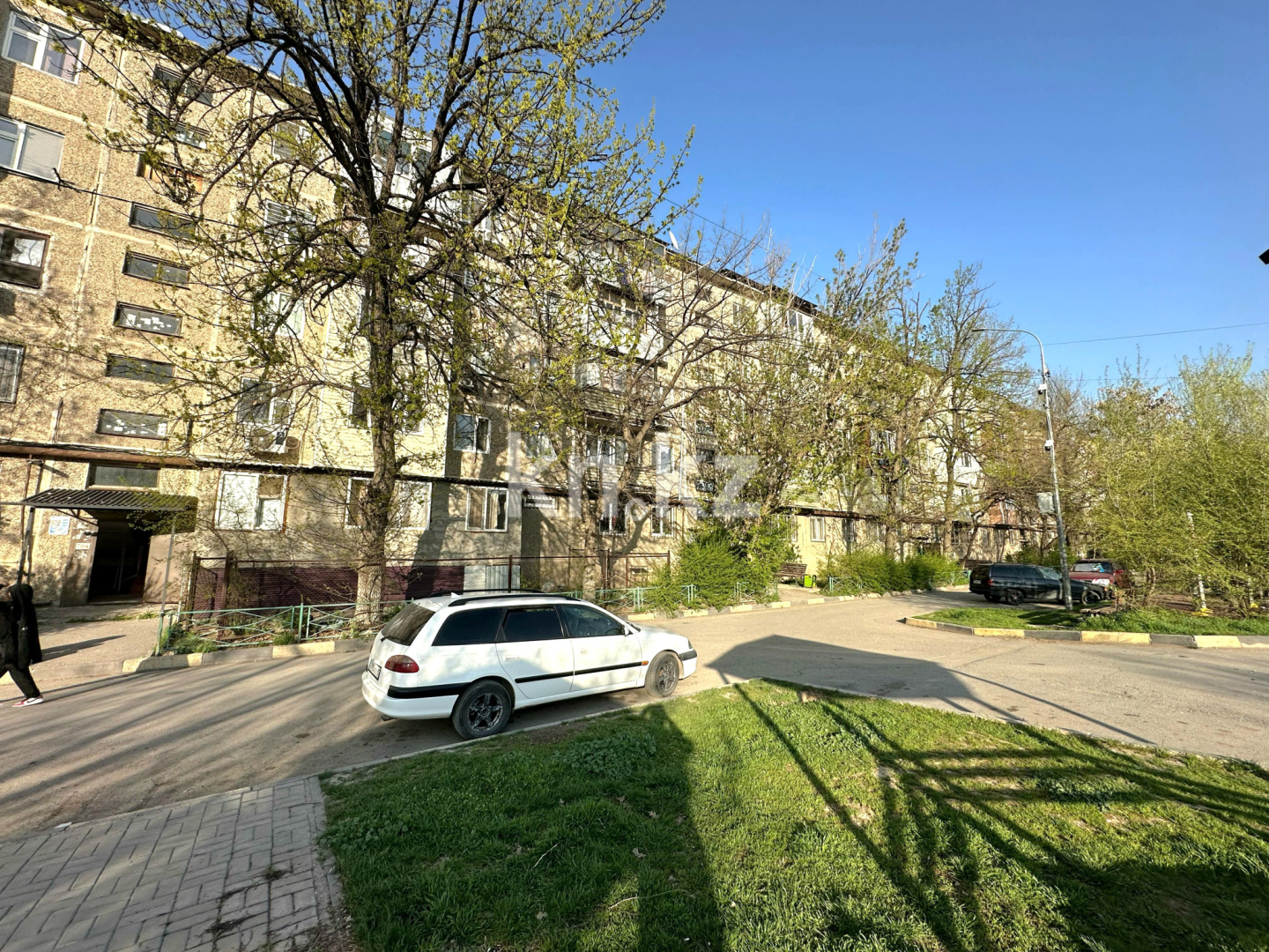 Продажа 3-комнатной квартиры, 58 м², пр. Кабанбай батыра, дом  11а в Шымкенте