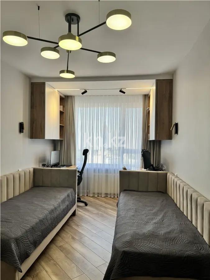 Продажа 4-комнатной квартиры, 120.8 м² в Астане - фото 4