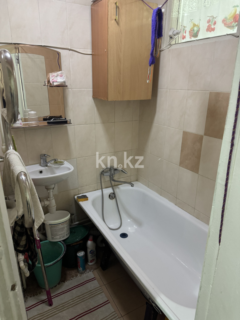 Продажа 2-комнатной квартиры, 47.8 м², мкр-н 22 в Караганде - фото 13