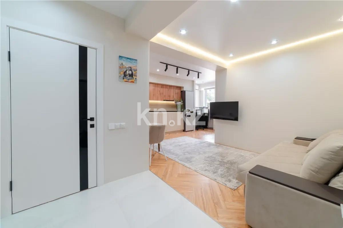 Продажа 2-комнатной квартиры, 48 м², ул. Береке, дом  18 в Алматы