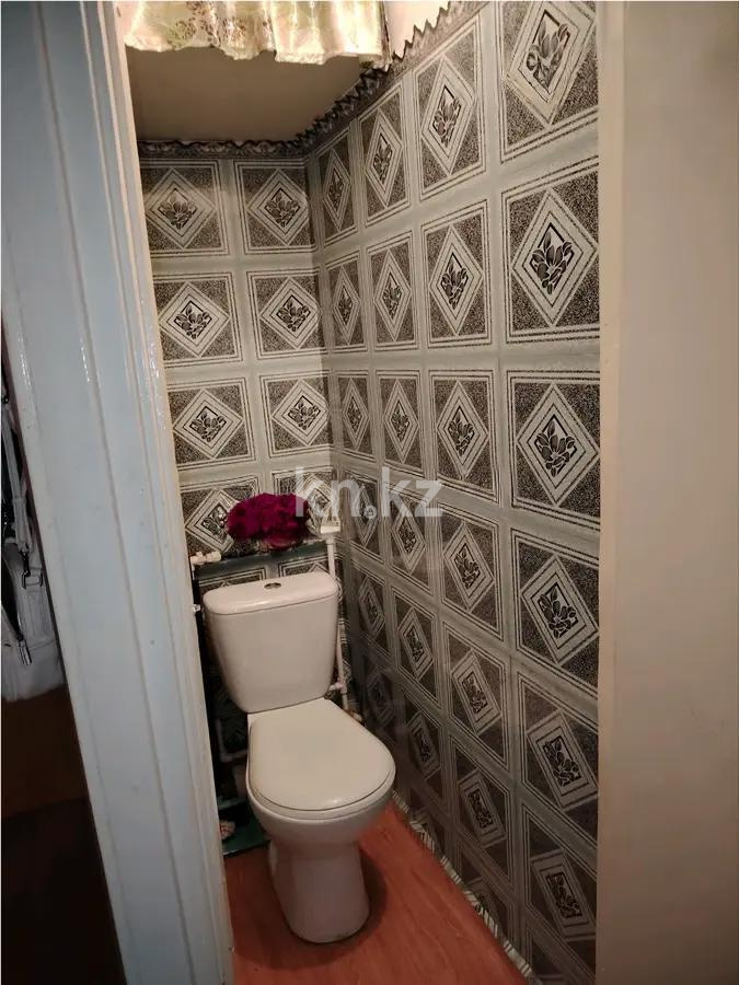 Продажа 3-комнатной квартиры, 48 м², пр. Республики, дом  38 в Караганде - фото 5