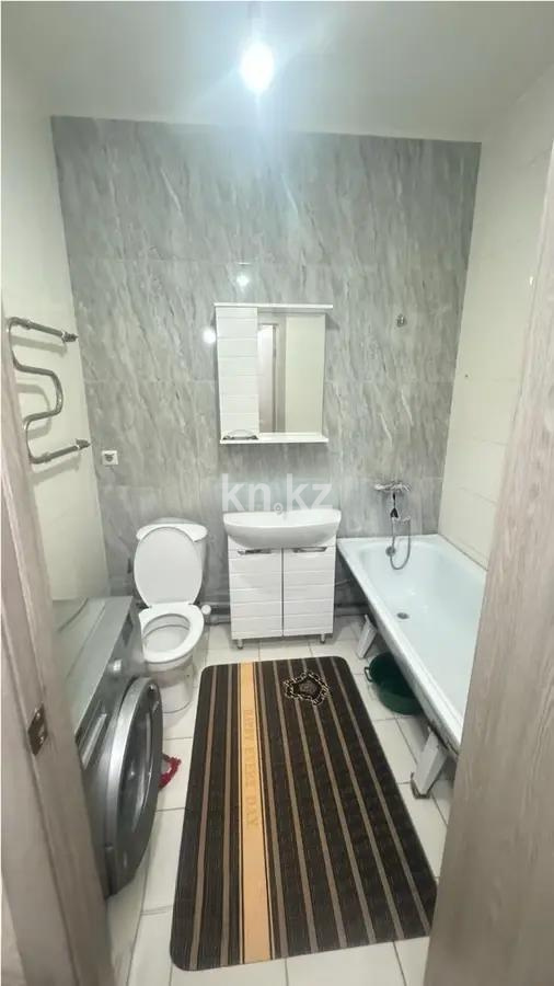 Продажа 1-комнатной квартиры, 47 м², мкр-н Дарабоз, дом  25а в Алматы - фото 3