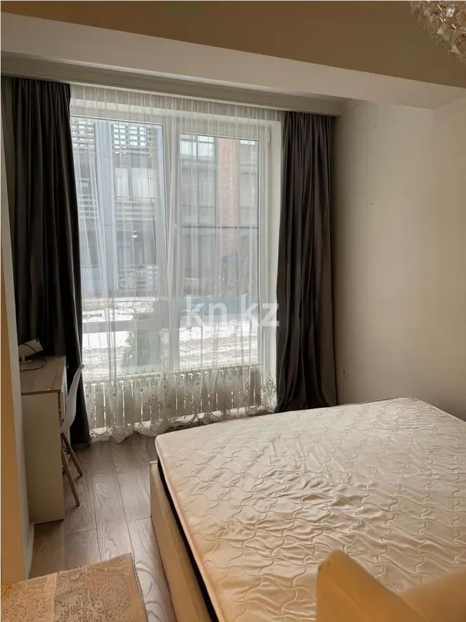 Продажа 1-комнатной квартиры, 30 м², ул. Жангир хана, дом  2 в Алматы