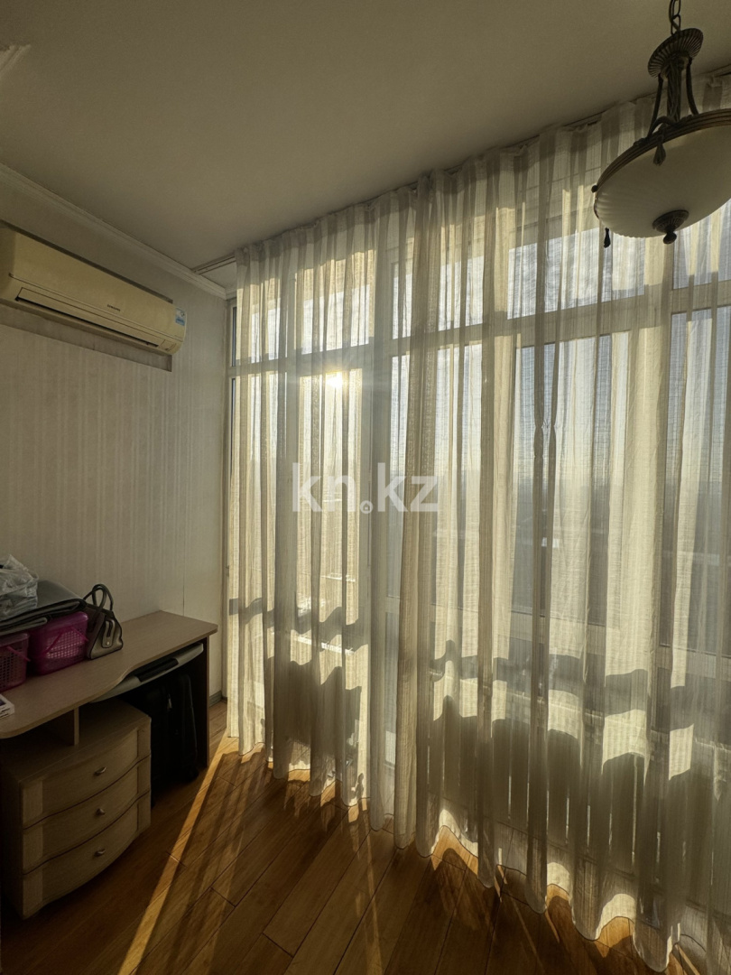 Продажа 1-комнатной квартиры, 65.4 м², ул. Шевченко в Алматы - фото 14