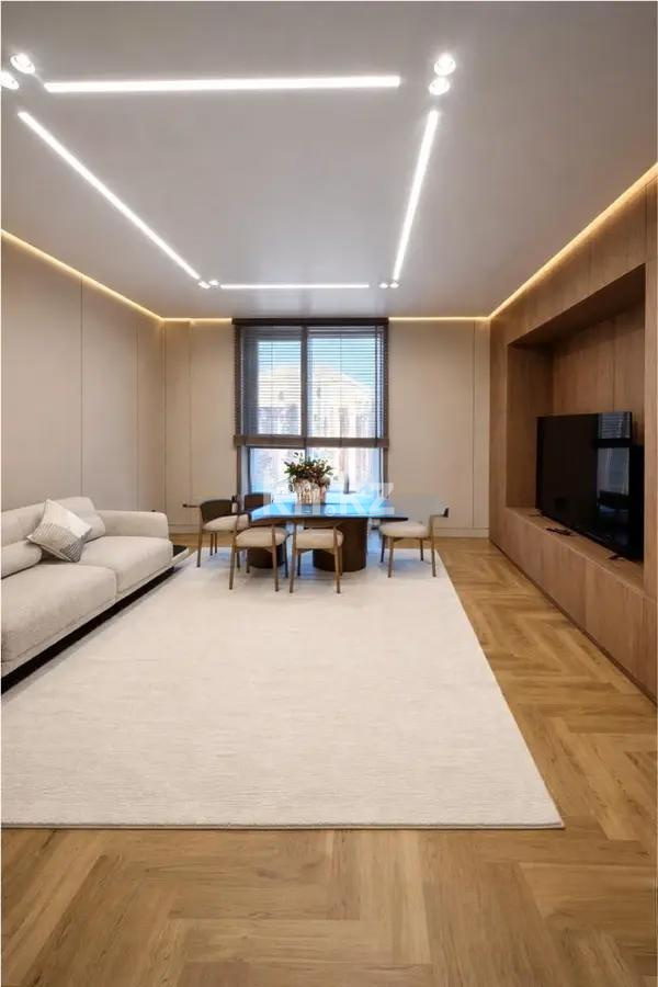 Продажа 4-комнатной квартиры, 111 м² в Астане