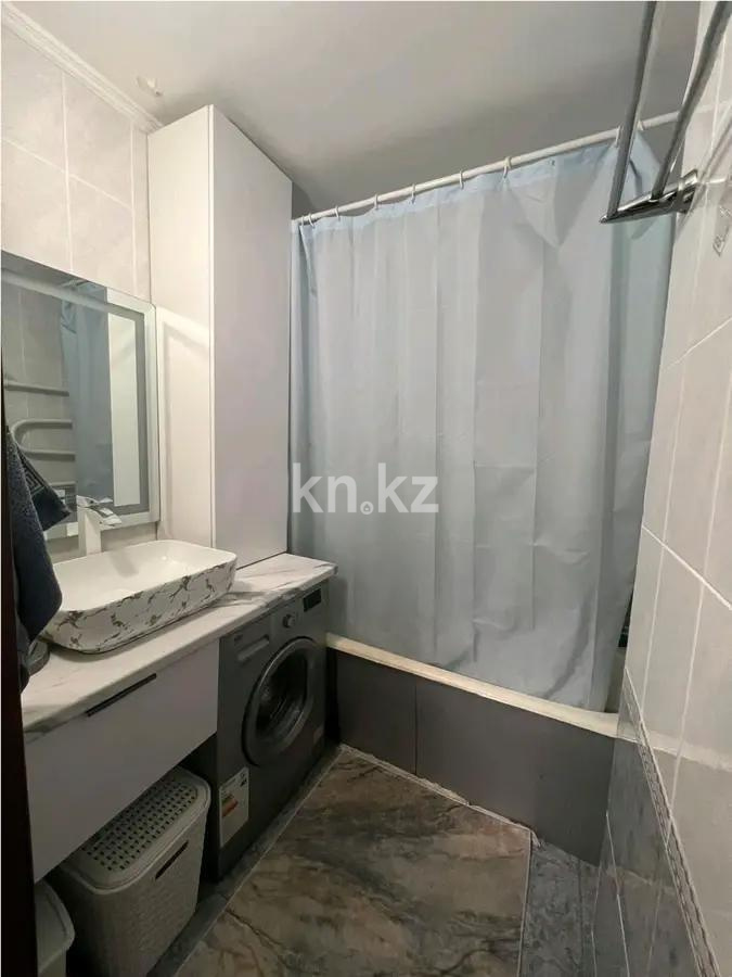 Продажа 3-комнатной квартиры, 77 м², ул. Тургута Озала, дом  24 в Алматы - фото 5