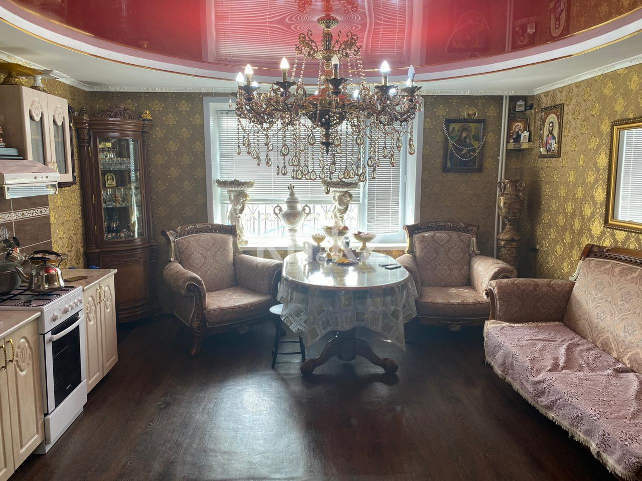 Продажа 2-комнатной квартиры, 57 м², 9-й мкр., дом  42 в Темиртау