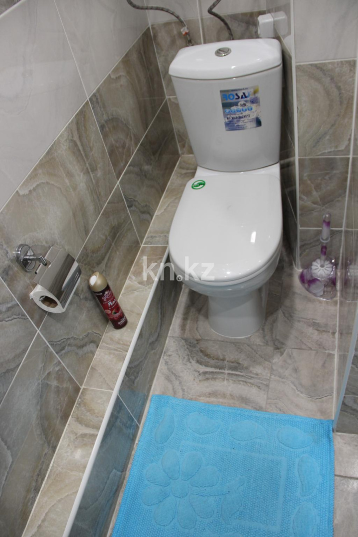 Аренда 3-комнатной квартиры посуточно, 70 м², Камзина, дом  20 в Павлодаре - фото 10