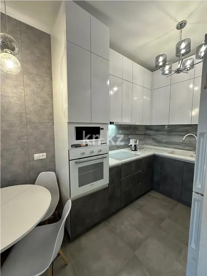 Продажа 2-комнатной квартиры, 50 м², пр. Строителей, дом  33/14 в Караганде - фото 3