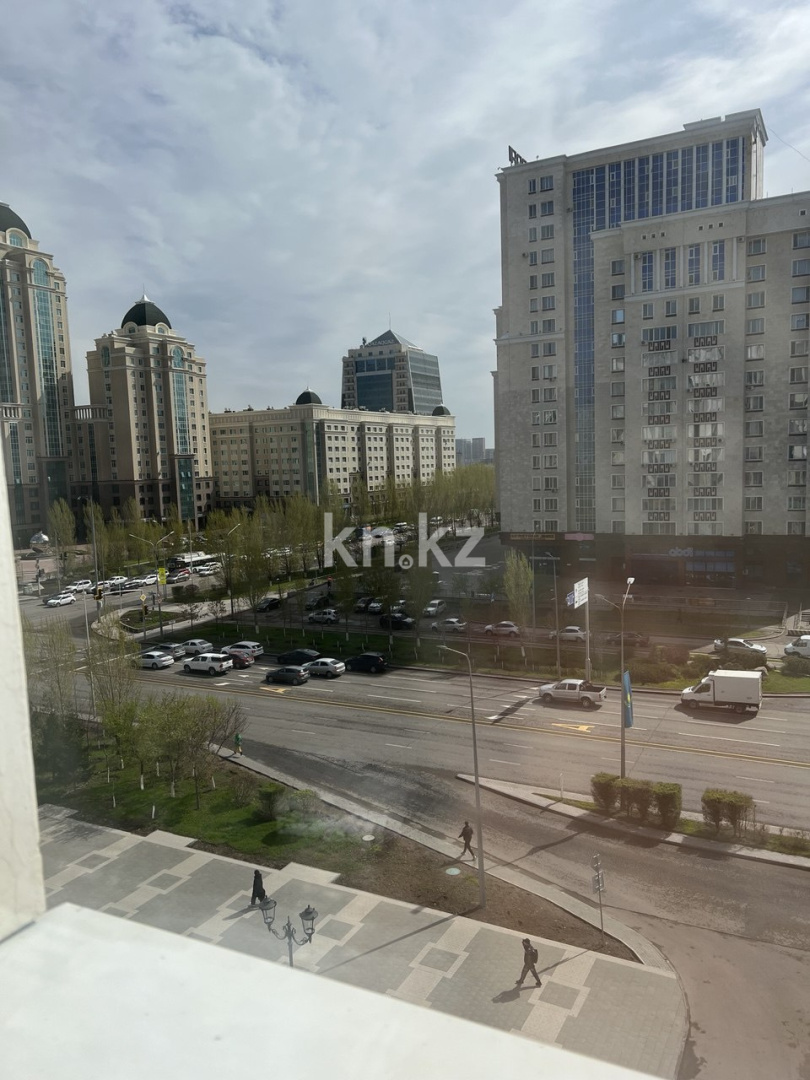 Аренда 2-комнатной квартиры, 91 м², пр. Мангилик Ел, дом  21 в Астане - фото 12