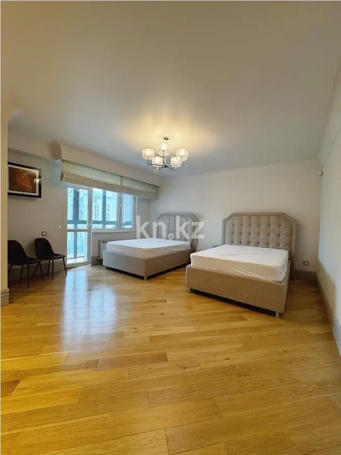 Продажа 3-комнатной квартиры, 160 м², ул. Маркова, дом  61/1 в Алматы - фото 2