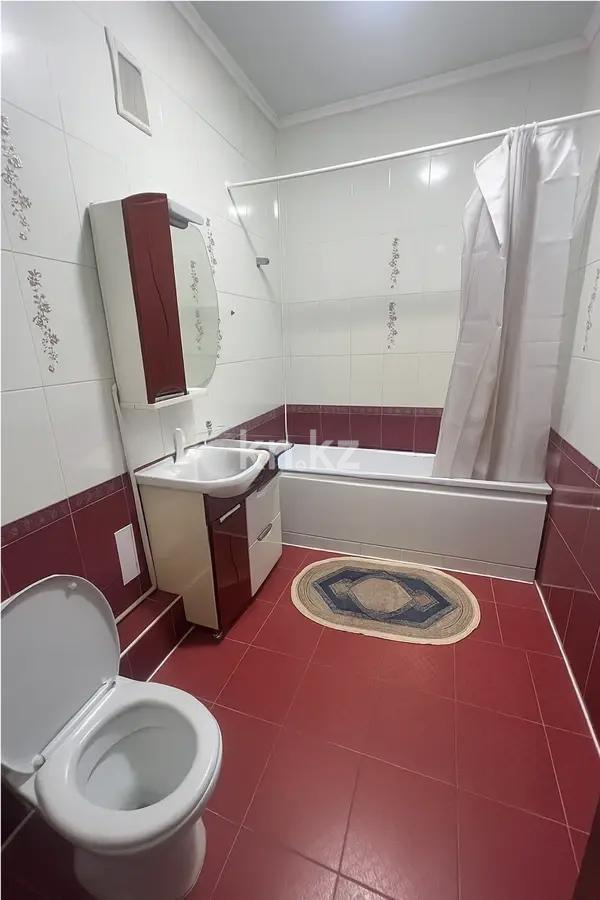 Продажа 3-комнатной квартиры, 120 м², ул. Бокейхана, дом  6 в Астане - фото 6