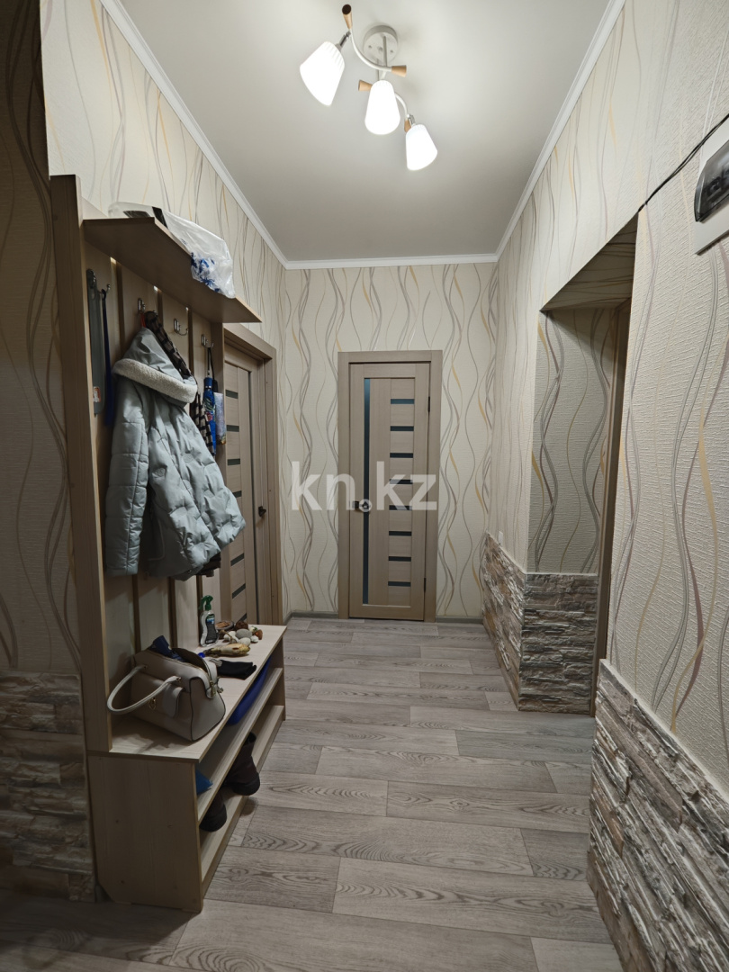 Продажа 2-комнатной квартиры, 54 м², ул. Нурмагамбетова, дом  34 в Усть-Каменогорске - фото 6