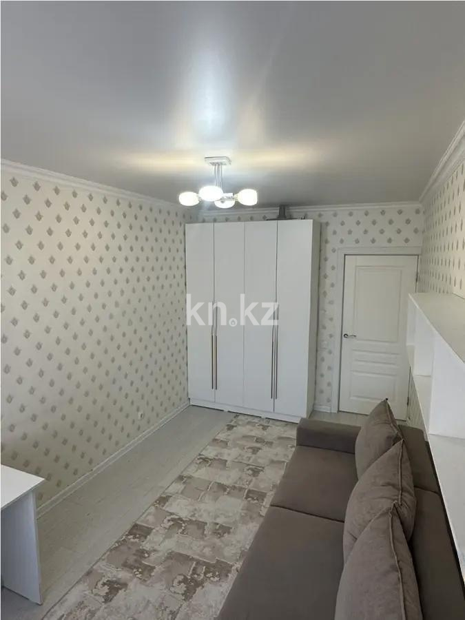 Продажа 4-комнатной квартиры, 170 м², пр. Кошкарбаева, дом  25 в Астане - фото 2