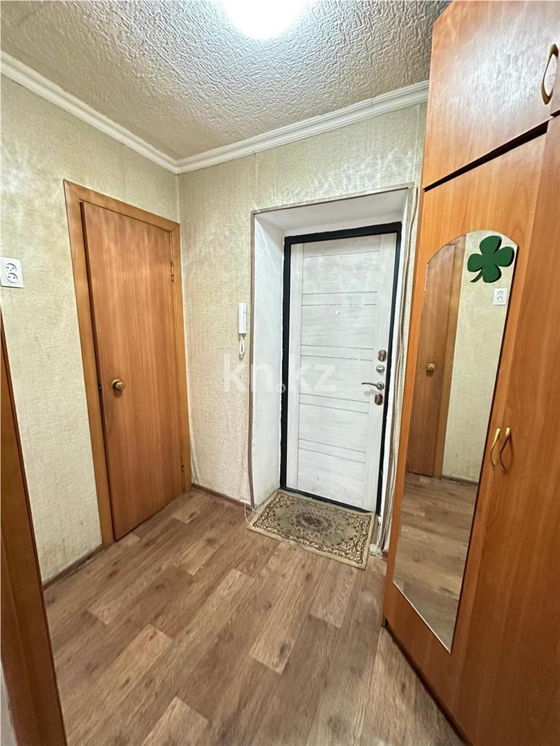 Продажа 1-комнатной квартиры, 32 м², 23 мкр. в Караганде - фото 10