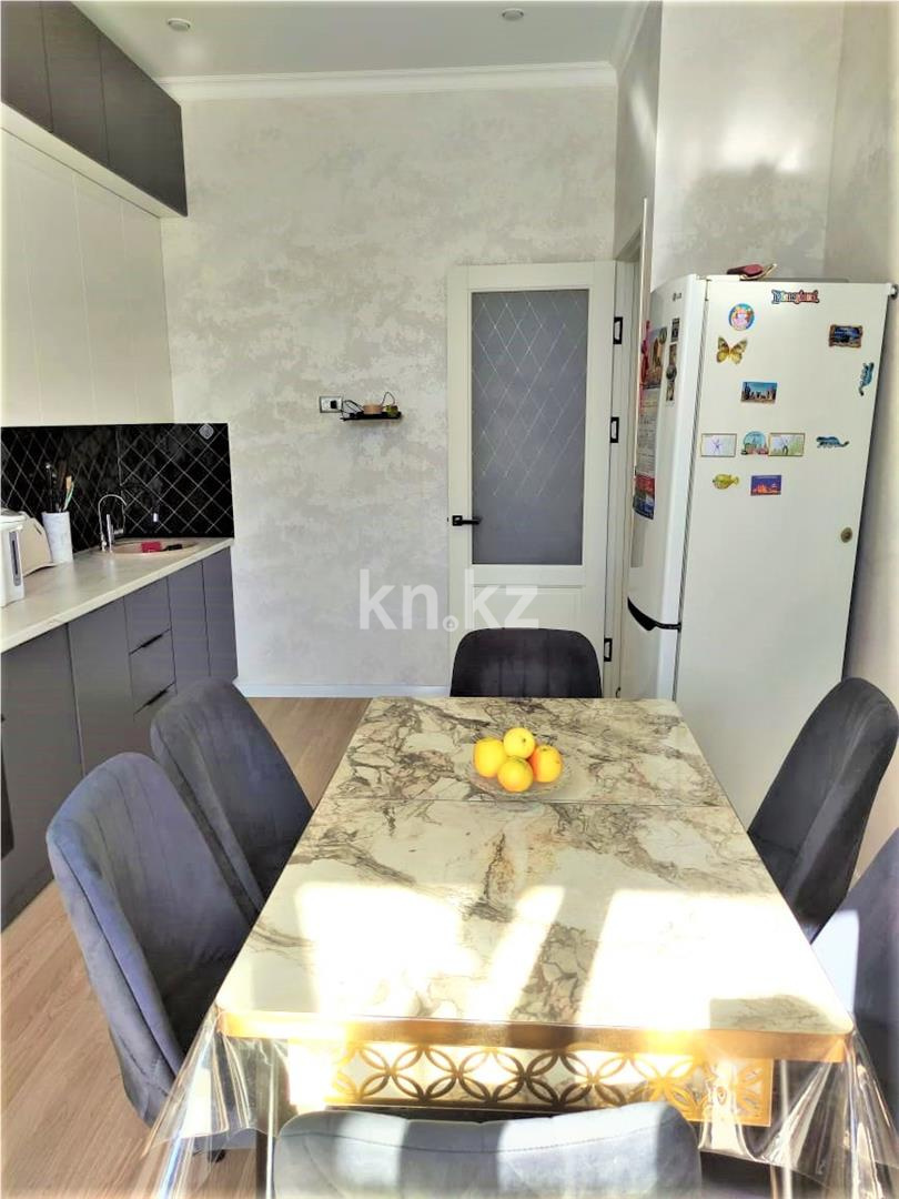 Продажа 3-комнатной квартиры, 75 м², ул. Муканова, дом  41/25 в Караганде - фото 9