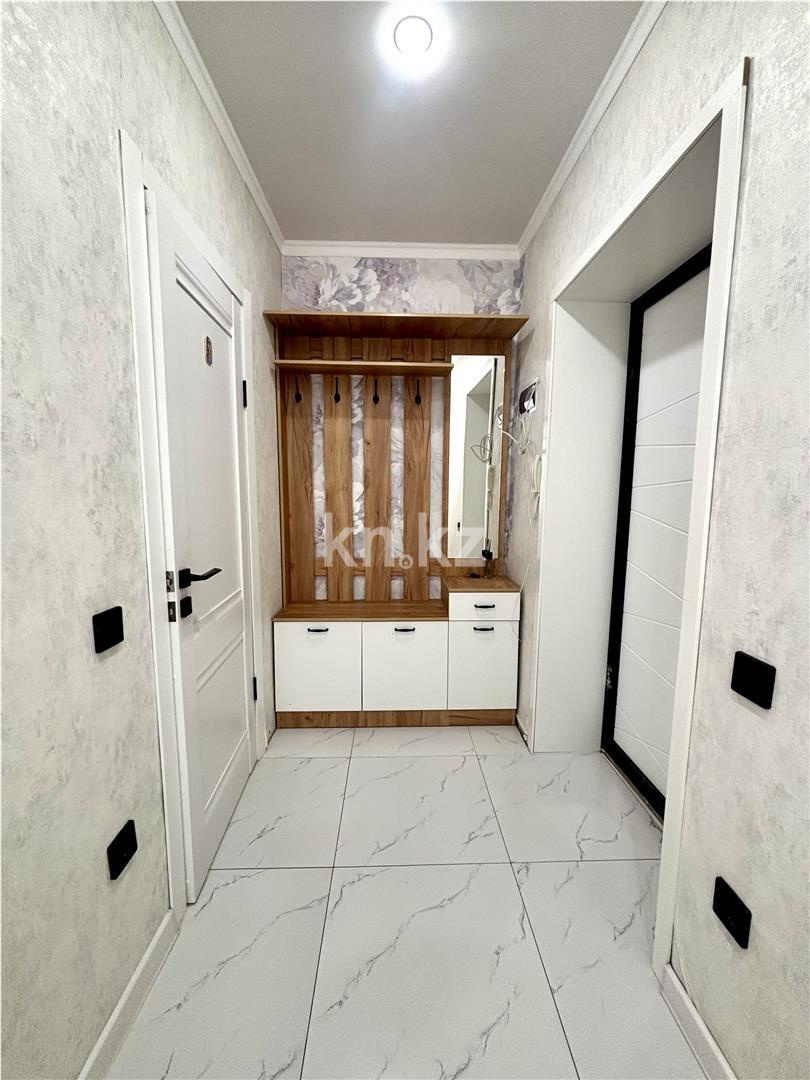 Продажа 2-комнатной квартиры, 40 м², 137 учетный квартал, дом  349 в Караганде - фото 12