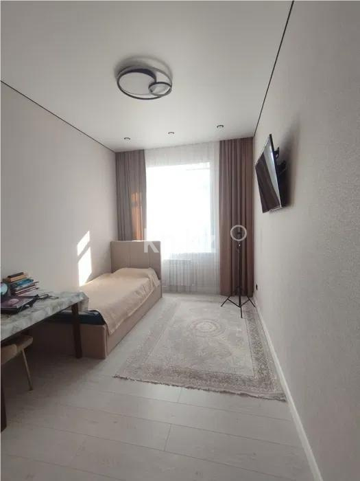 Продажа 3-комнатной квартиры, 88 м², ул. Муканова, дом  41/25 в Караганде - фото 3