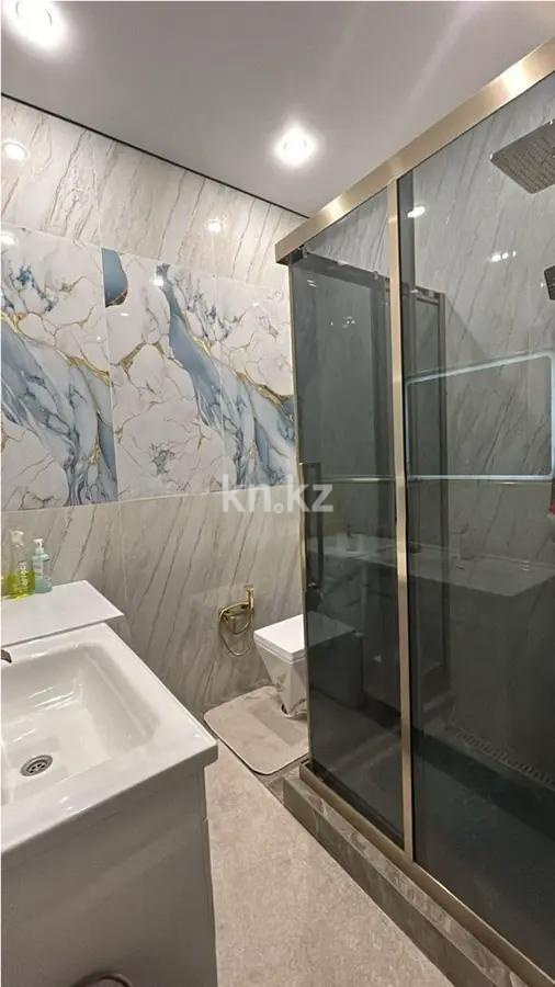 Продажа 5-комнатной квартиры, 240 м², ул. Жанар, дом  37е в Алматы - фото 8