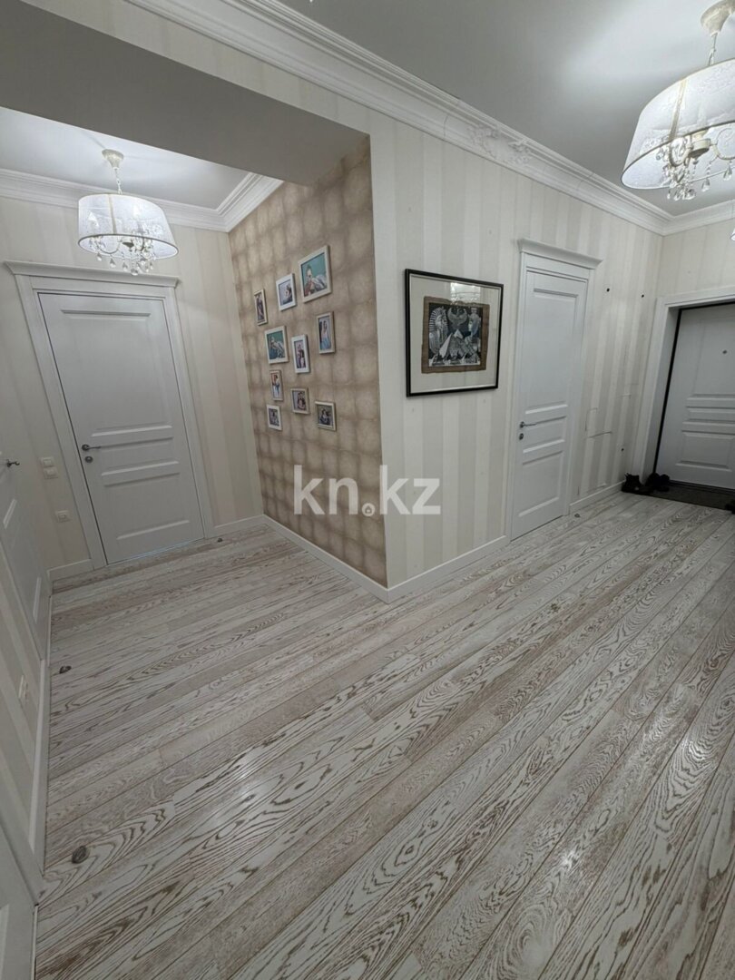 Продажа 3-комнатной квартиры, 142.9 м² в Уральске - фото 19