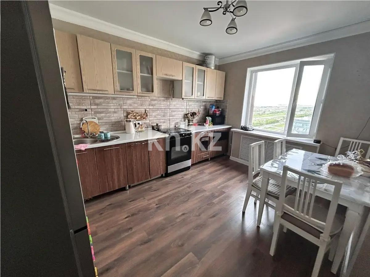 Продажа 2-комнатной квартиры, 64 м², пр. Шахтеров, дом  60 в Караганде - фото 4