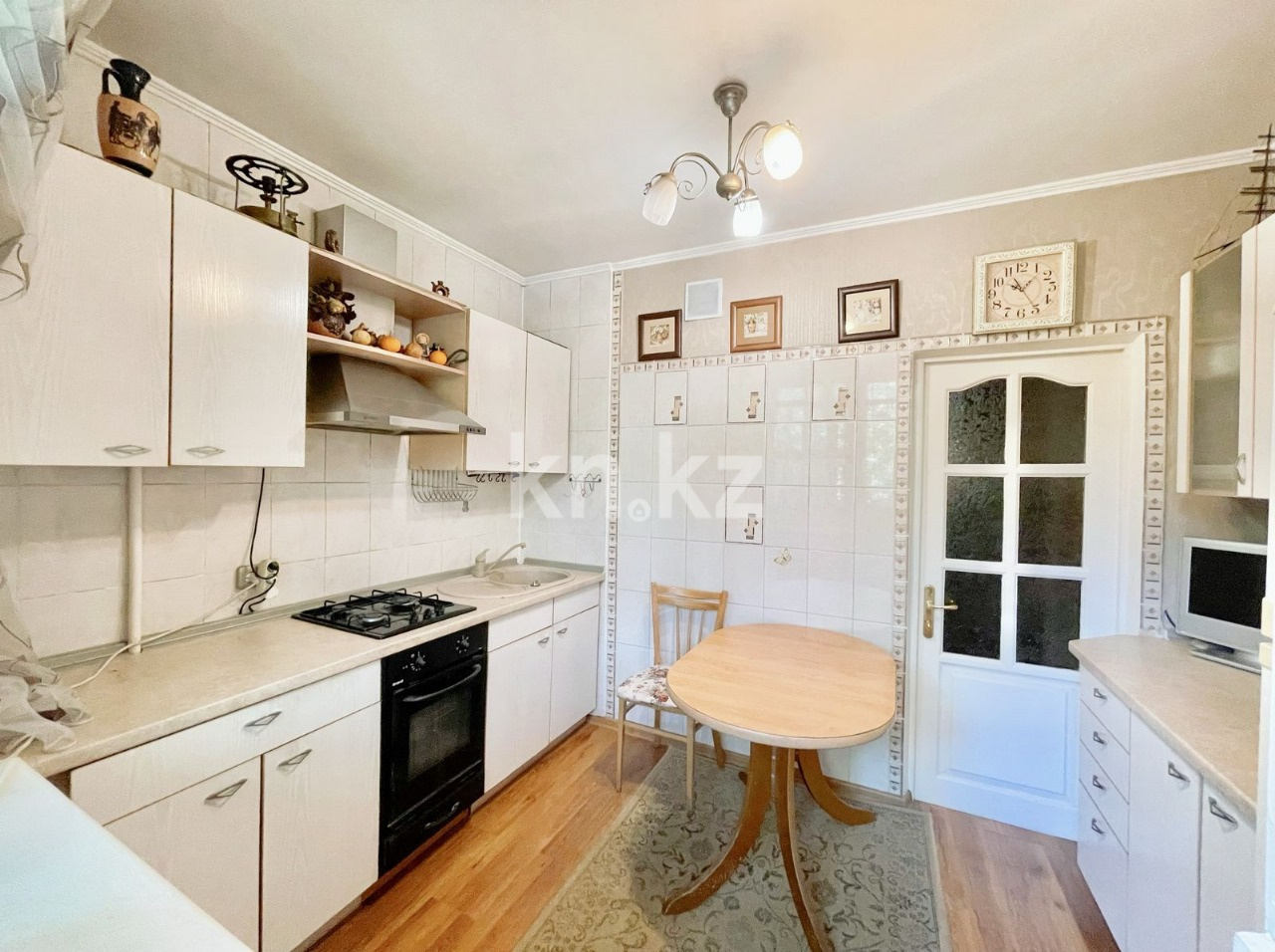 Продажа 2-комнатной квартиры, 53 м², мкр-н Самал-1, дом  13 - ул. Мендикулова в Алматы - фото 8