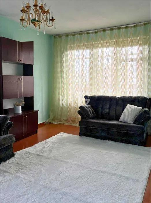 Продажа 3-комнатной квартиры, 63 м², 19 мкр., дом  47 в Караганде