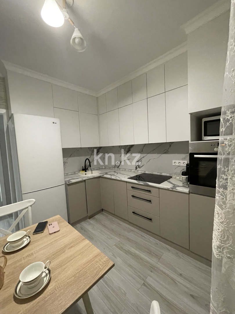 Аренда 2-комнатной квартиры посуточно, 50 м², ул. Айтеке би, дом  3 - ул. Мухамедханова в Астане - фото 3