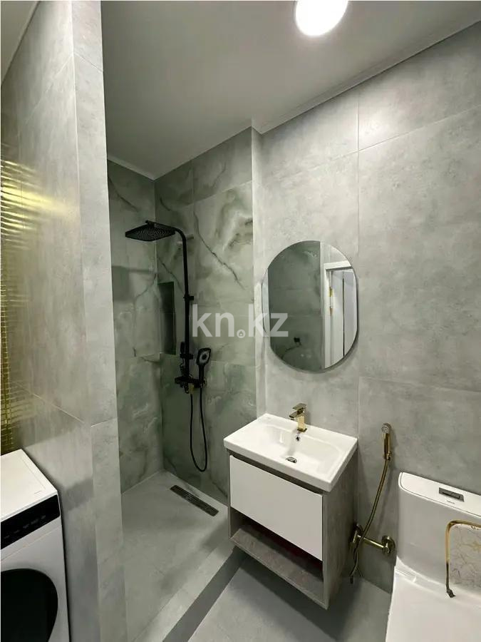 Продажа 2-комнатной квартиры, 48 м², мкр-н 20, дом  22 в Алматы - фото 3