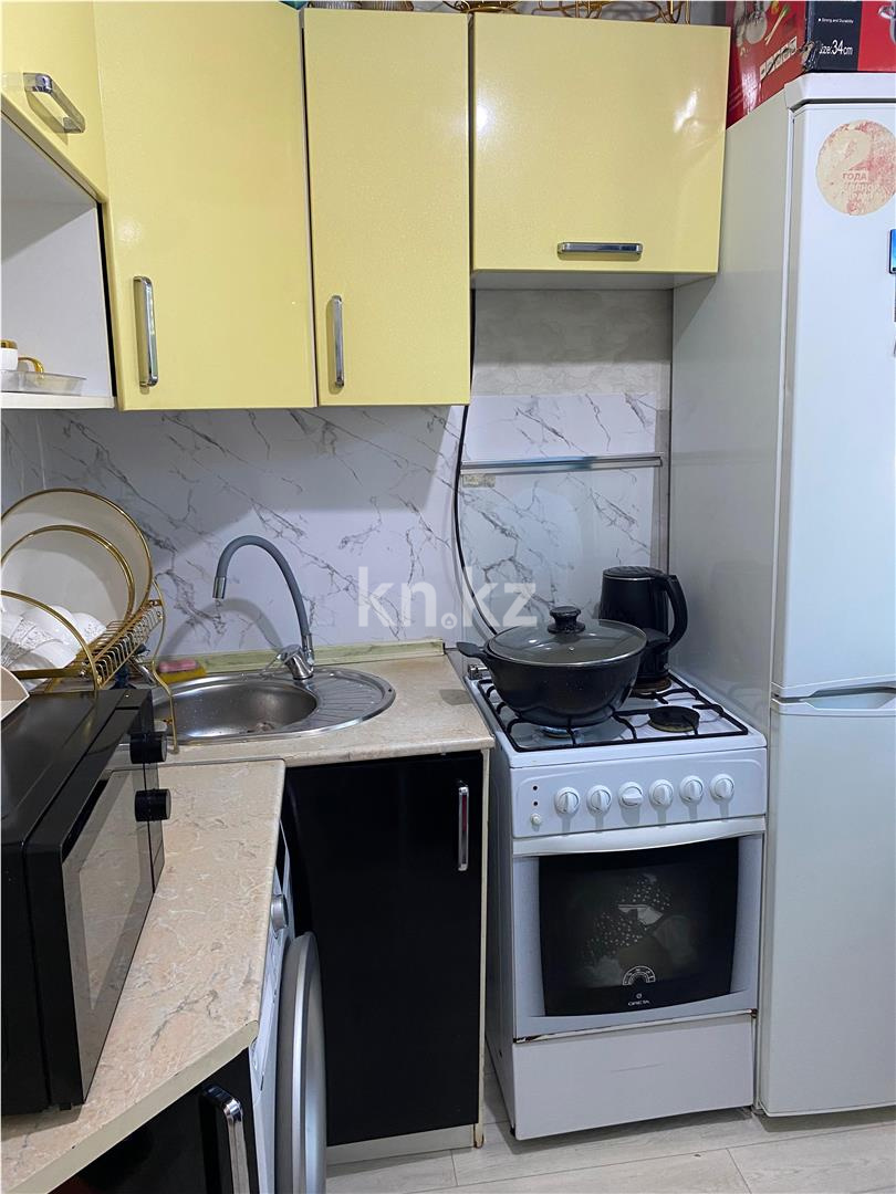 Продажа 3-комнатной квартиры, 61 м², 18-й мкр. в Караганде - фото 3