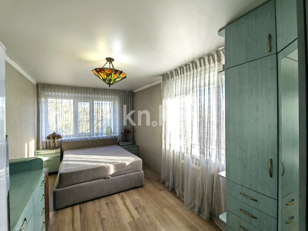 Продажа 3-комнатной квартиры, 71 м², ул. Ержанова, дом  47/2 в Караганде - фото 15