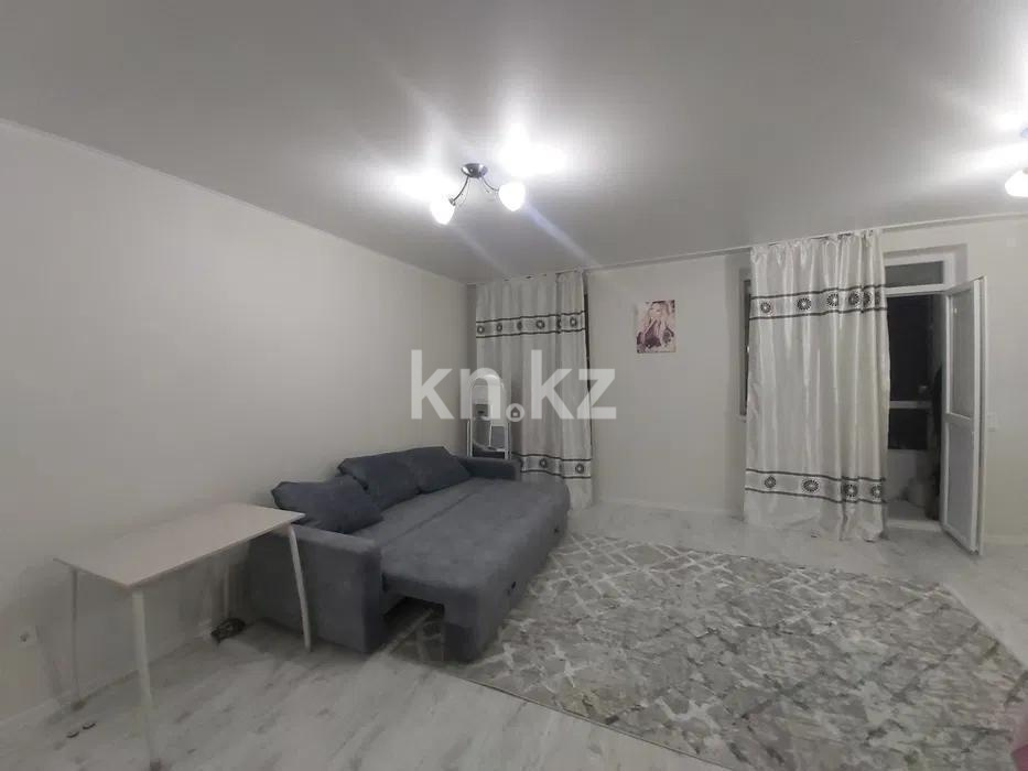 Продажа 1-комнатной квартиры, 38 м², пр. Мангилик Ел, дом  40/2 в Астане