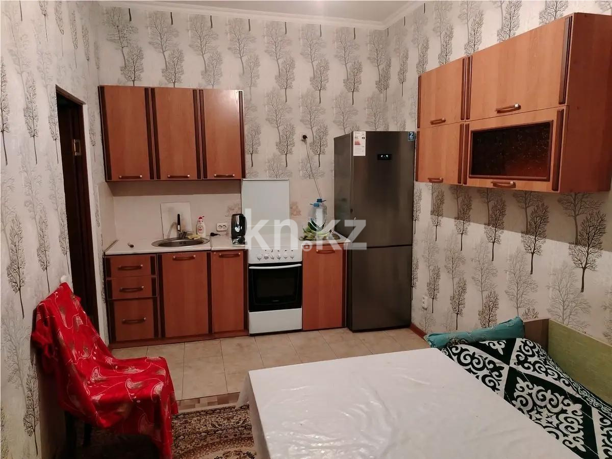 Продажа 1-комнатной квартиры, 37 м², ул. Нажимеденова, дом  10/4 в Астане - фото 3