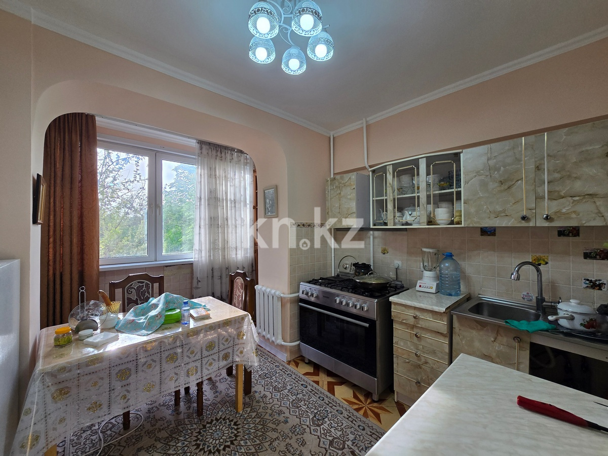 Продажа 3-комнатной квартиры, 66.4 м² в Алматы - фото 8