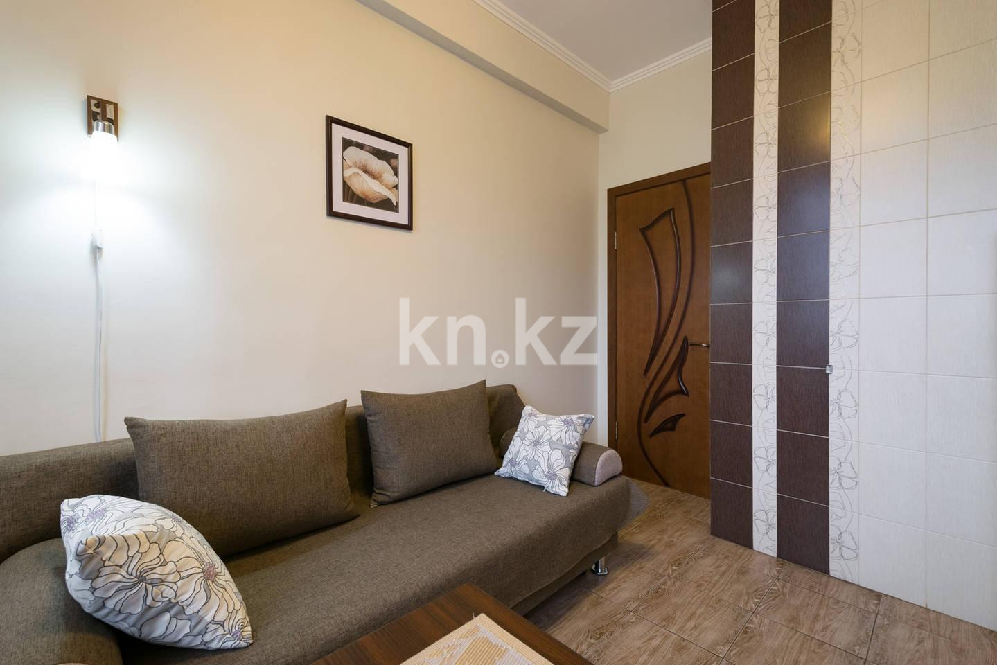 Аренда 1-комнатной квартиры посуточно, 38 м², ул. Казыбек би, дом  125/1 - ул. Досмухамедова в Алматы - фото 8